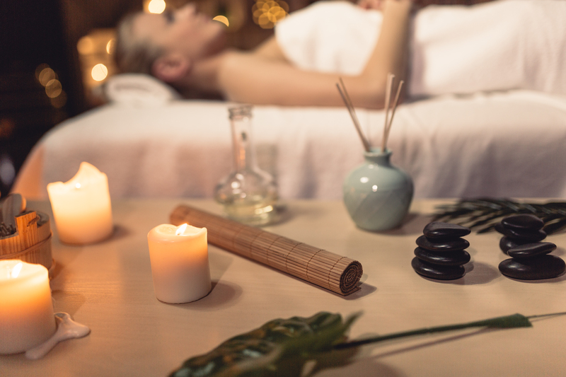 wellness concept with woman massage salon (1)